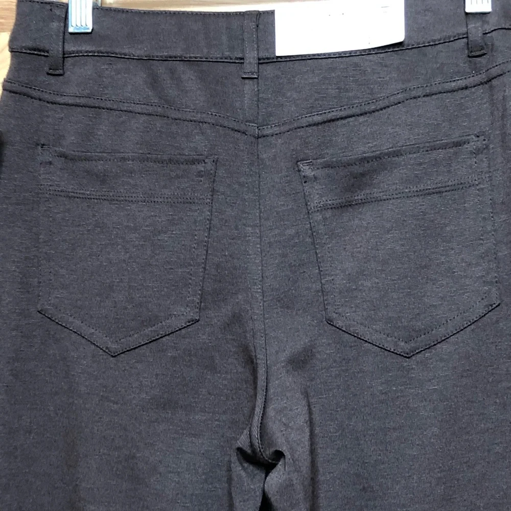 SIZE 4 SHORT STRETCH CROFT&BARROW DARK COFFEE PANTS